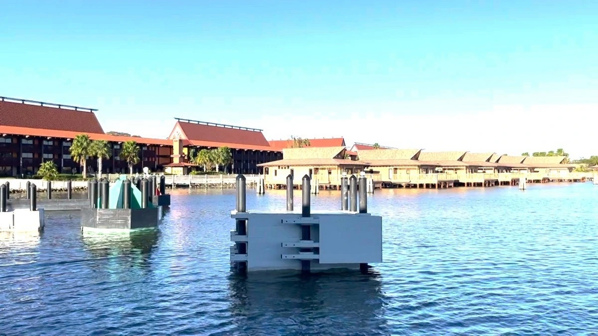 Disney Polynesian Village pier marina.webp