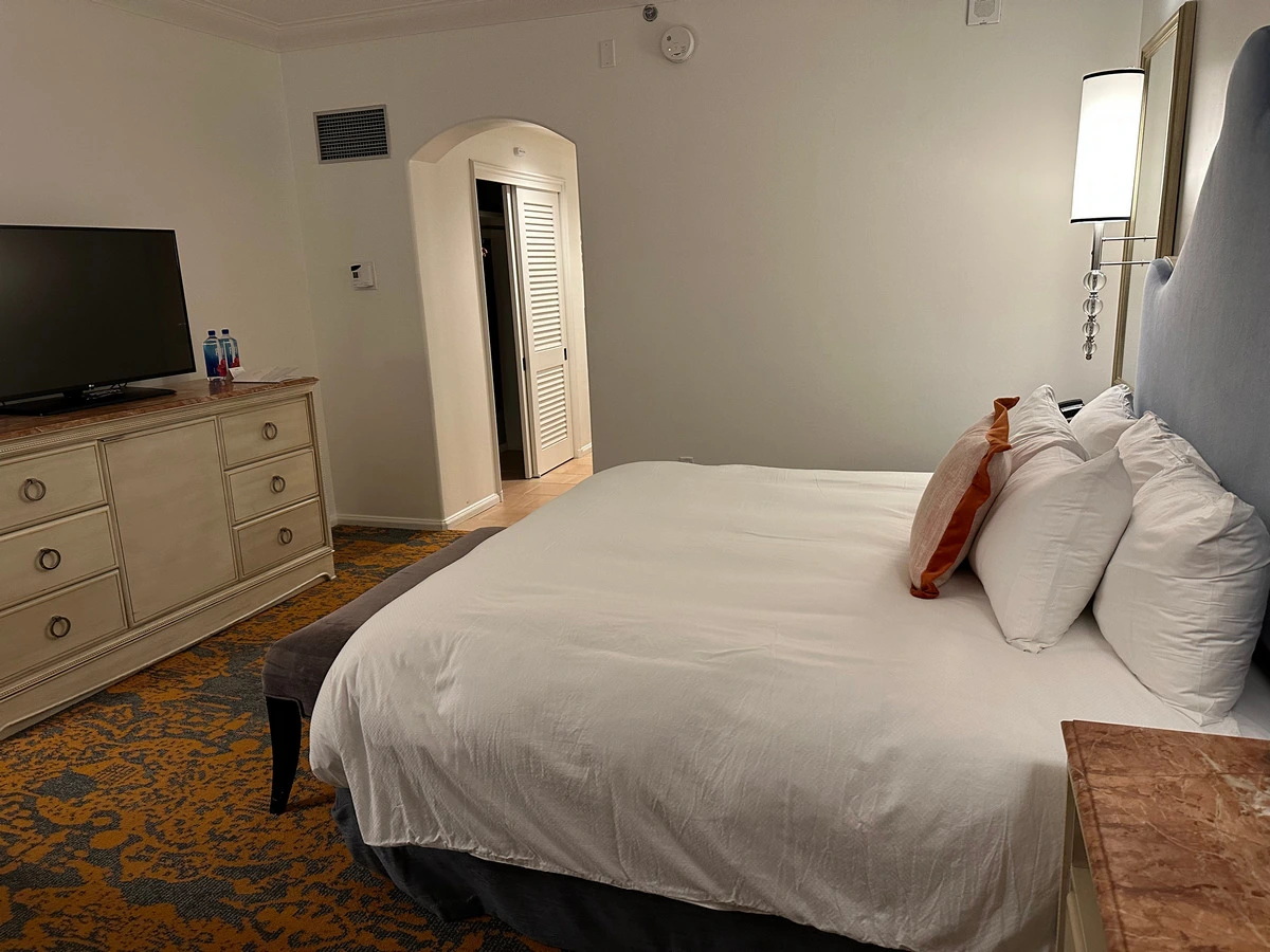 Loews Portofino Bay Hotel room.webp