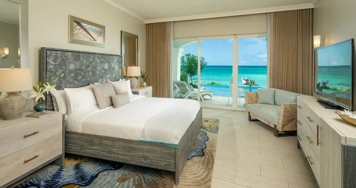 Sandals Royal Bahamian rooms.webp