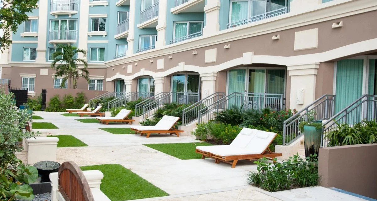Sandals Royal Bahamian room building.webp