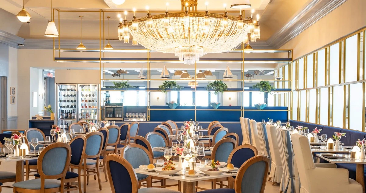 Sandals Royal Bahamian Butchs Island Chop House.webp