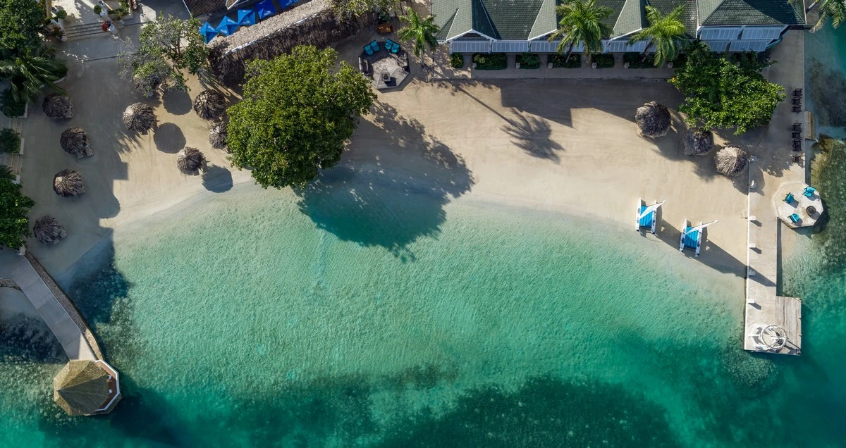 Sandals Royal Caribbean beach top view.webp