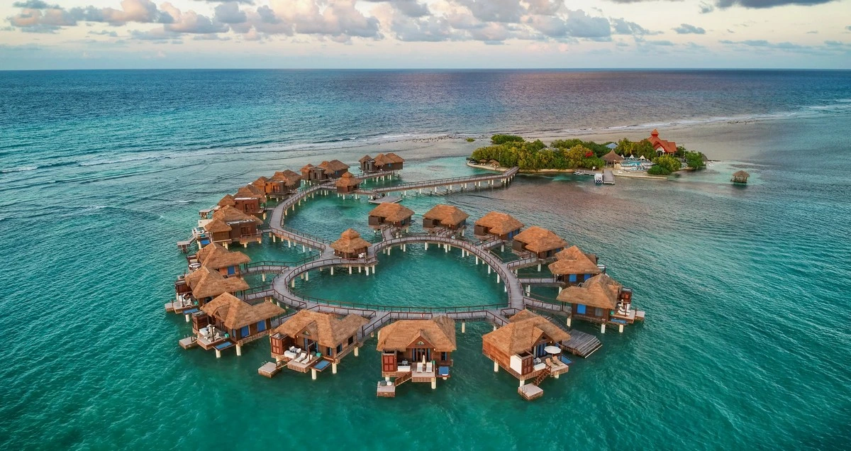 Sandals Royal Caribbean overwater villa.webp
