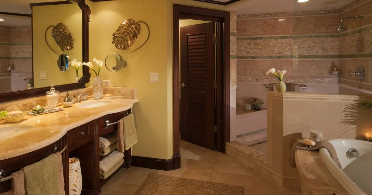 Sandals Royal Caribbean Butler Elite Suite bathroom.webp