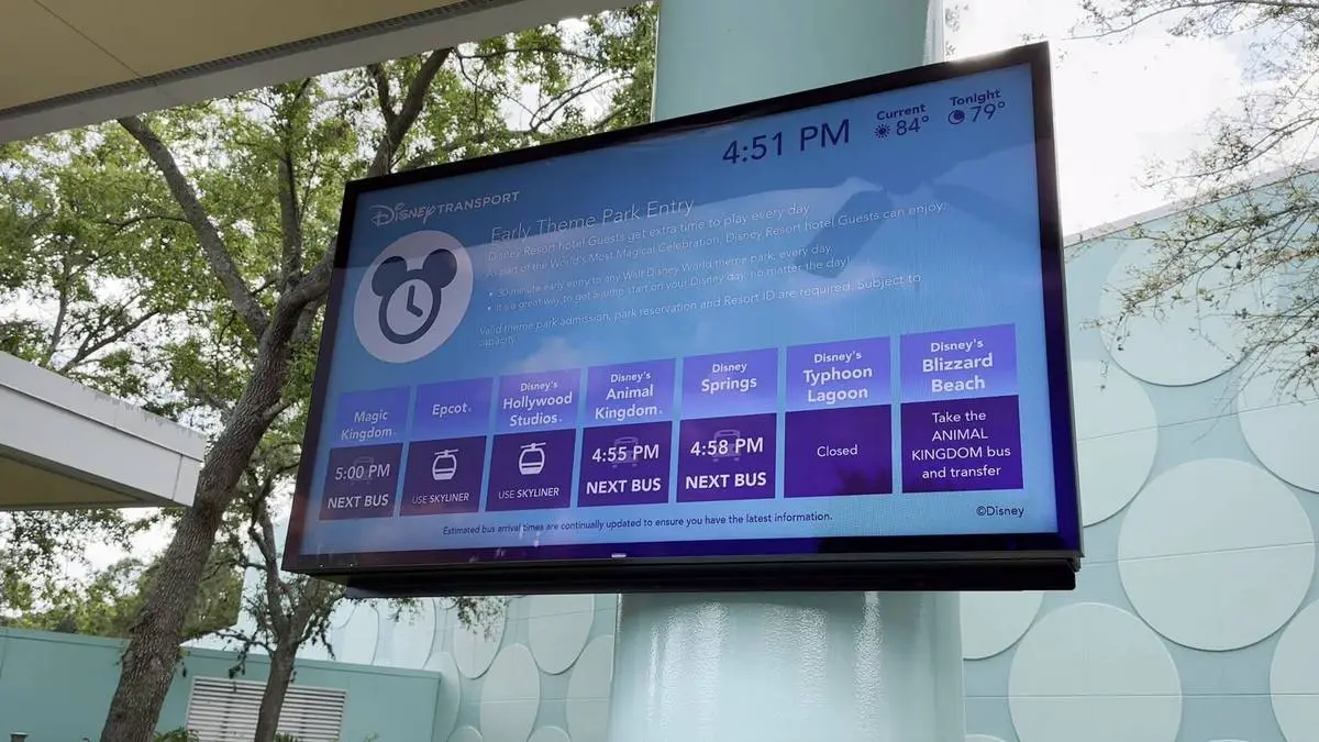 Transportation Options Disney World bus.webp