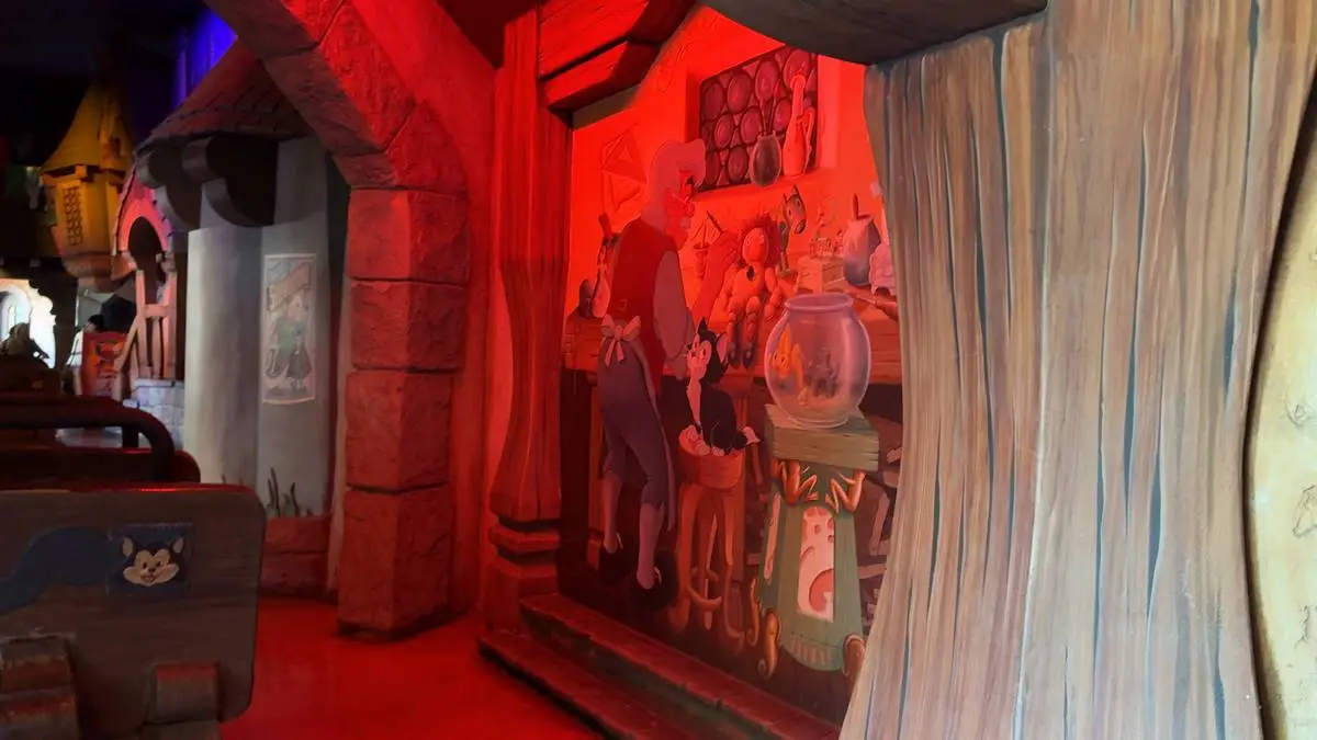 Pinnochio's Daring Journey mural vehicles.webp