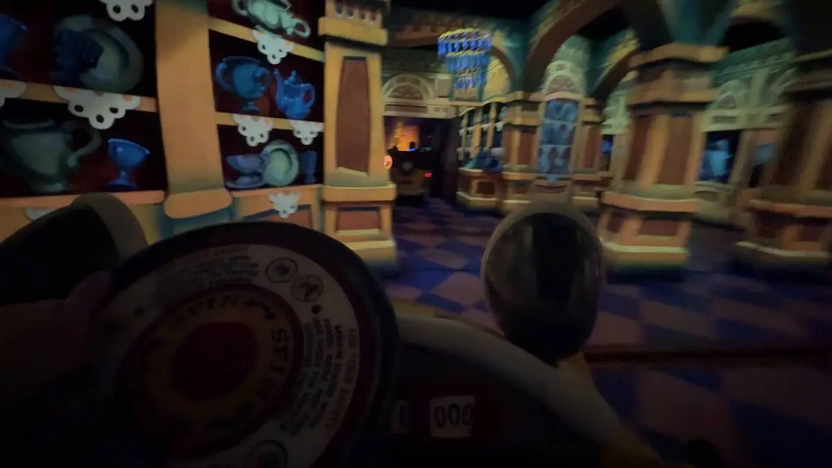 Roger Rabbit's Car Toon Spin ride vehicle.webp