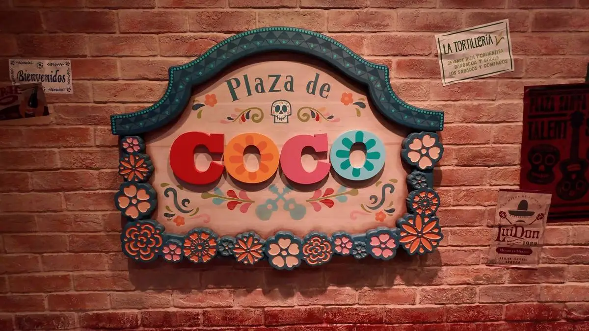 Disney Treasure Plaza de Coco restaurant sign.webp