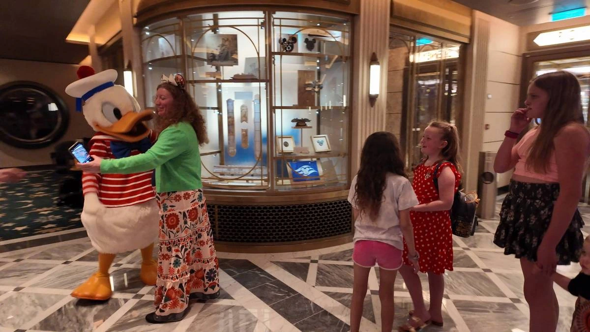 Disney Treasure meet & greets.webp