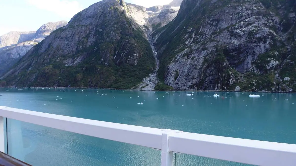 Disney Cruise Line alaska dawes glacier 2.webp