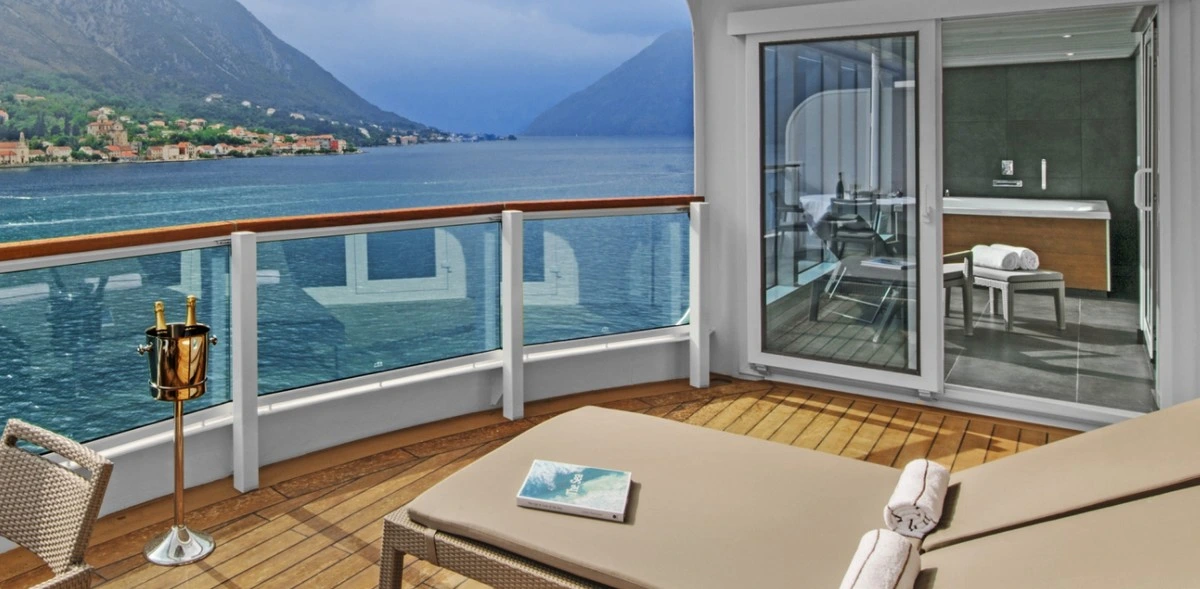 Seabourn Cruise Line room.webp