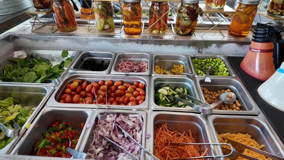 Legoland Florida restaurant buffet.webp
