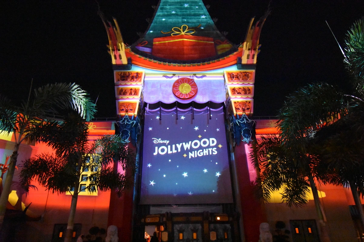 Jollywood Nights chinese theater.webp