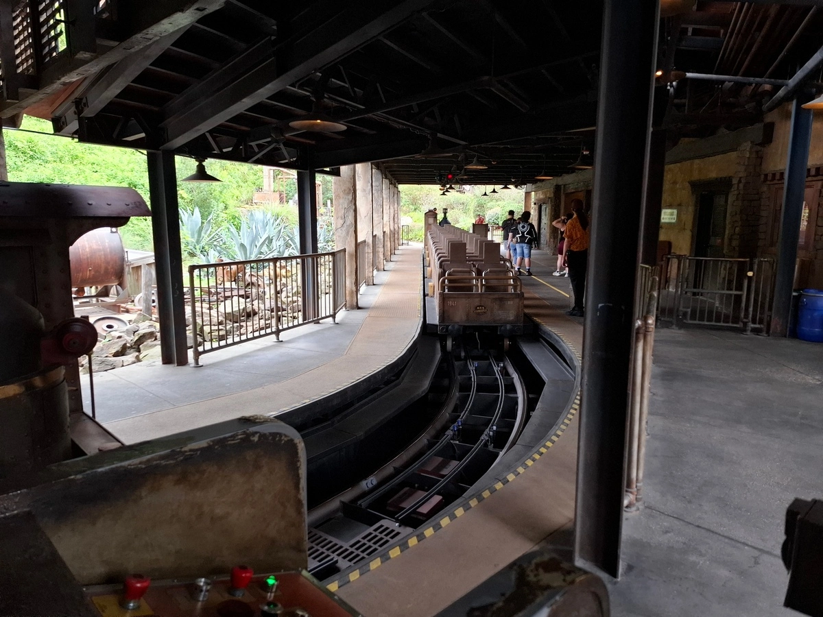 Expedition-Everest-ride-vehicle.webp