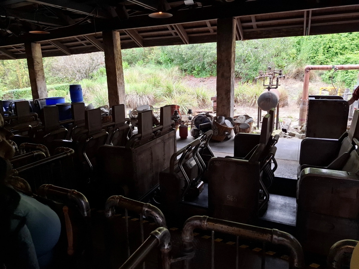 Expedition-Everest-ride-vehicle-2.webp