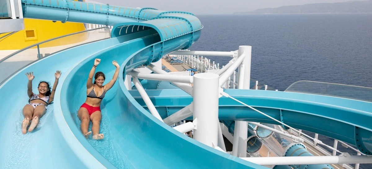 Costa Cruises waterslide.webp