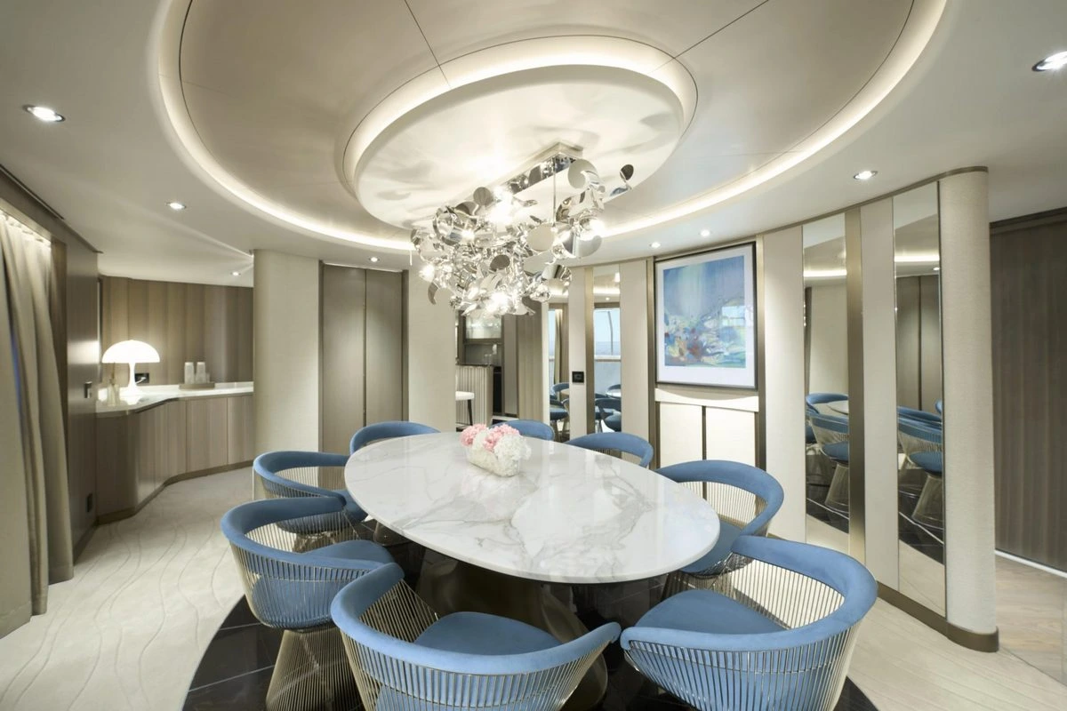 Explora Journeys Suite indoor.webp