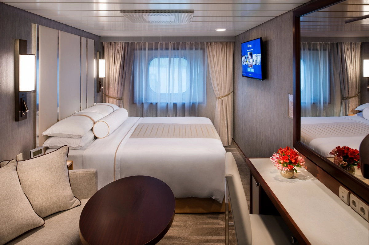 Azamara Pursuit Oceanview.webp