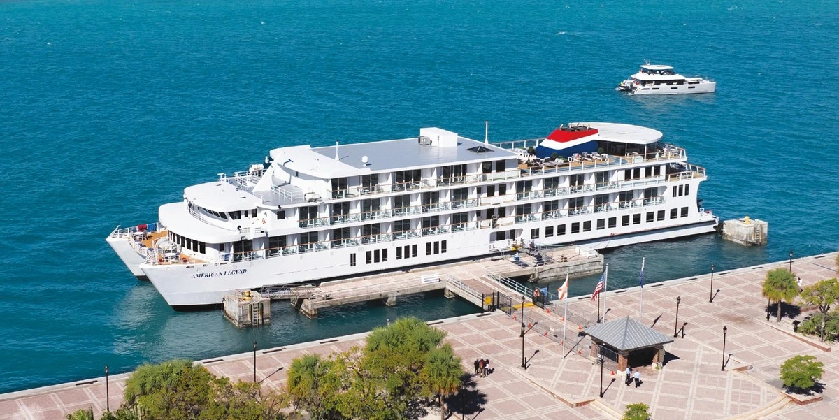 American Cruise Lines American Legend.webp