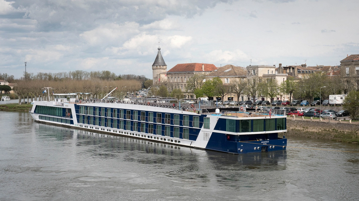 AmaWaterways River Cruise Seine.webp