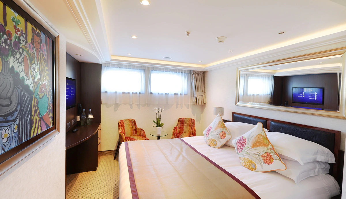 AmaWaterways Fixed Window.webp