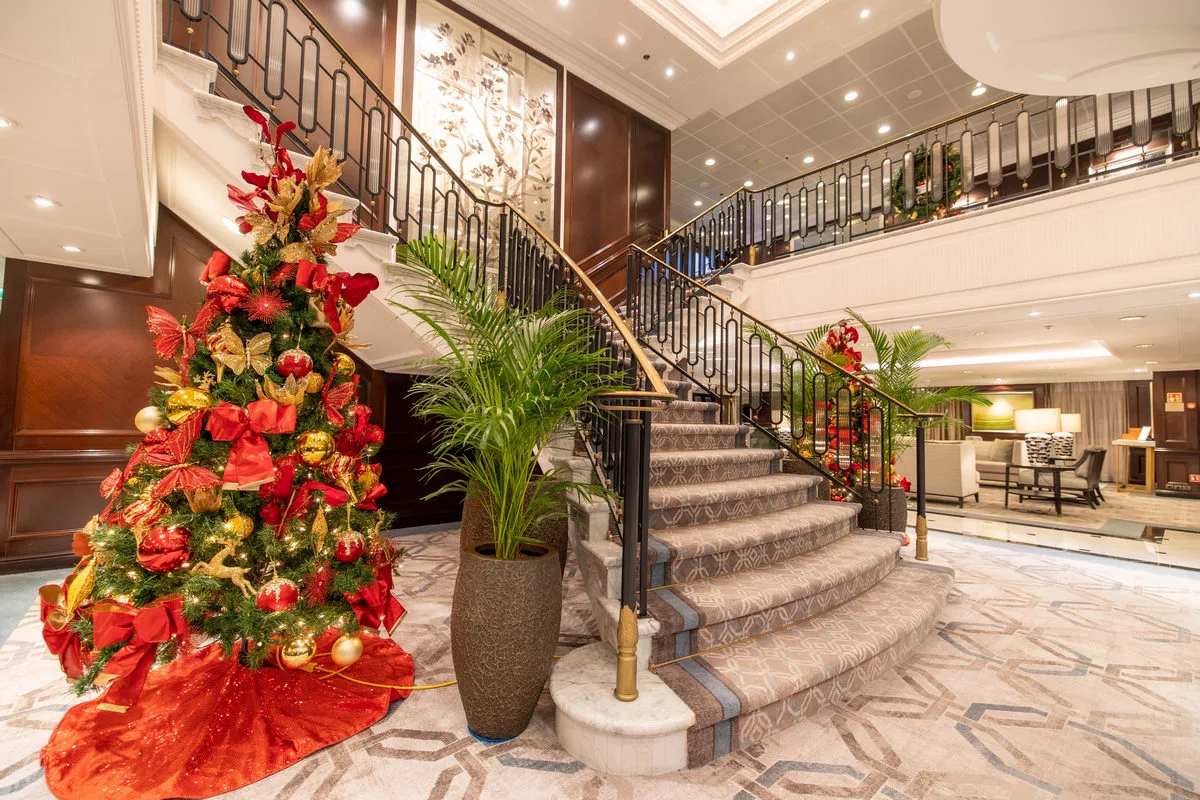 Oceania Cruises Christmas Staircase.webp