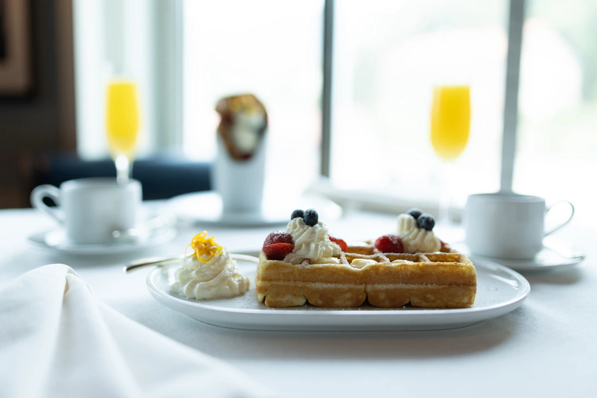 Oceania Cruises Barista Dessert.webp