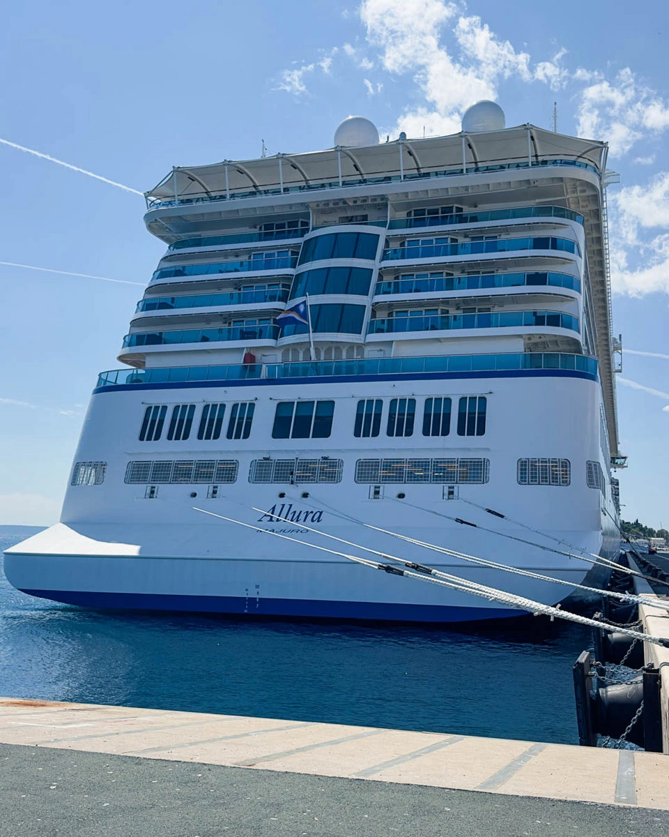 Oceania Allura Port.webp