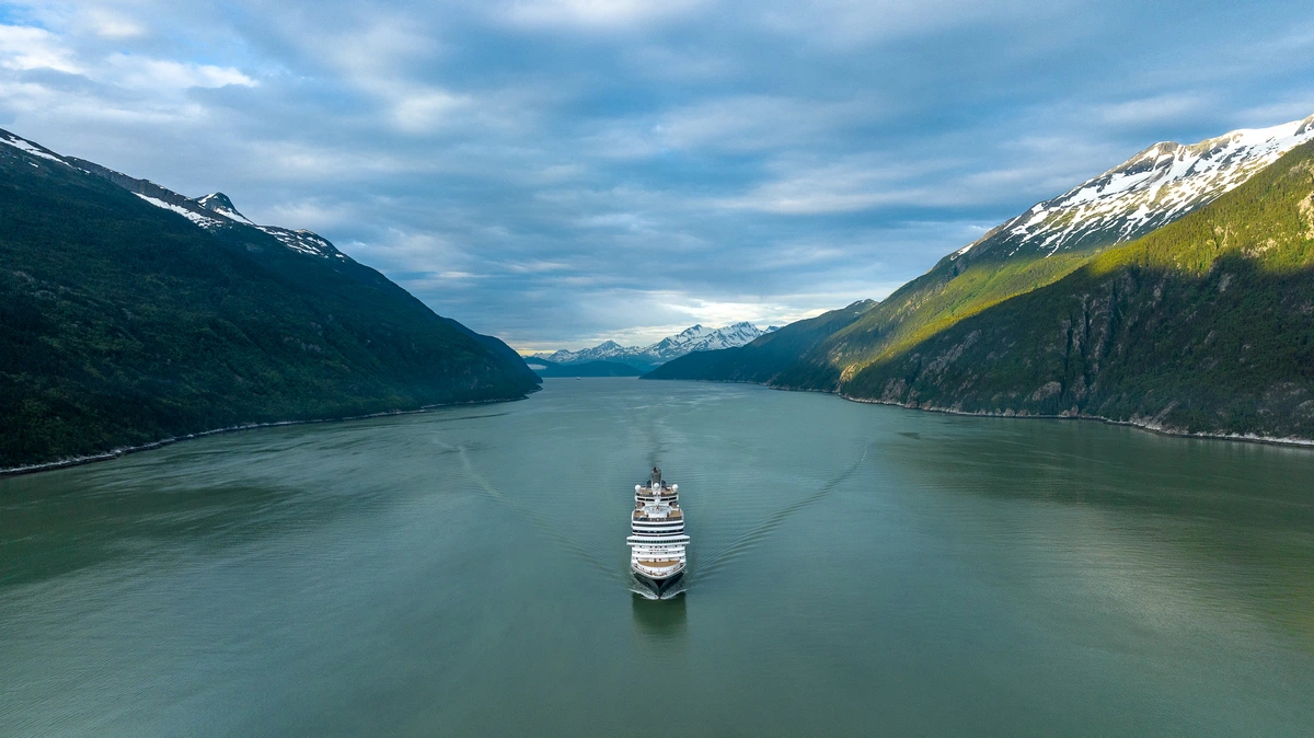 Nieuw Amsterdam Skagway.webp