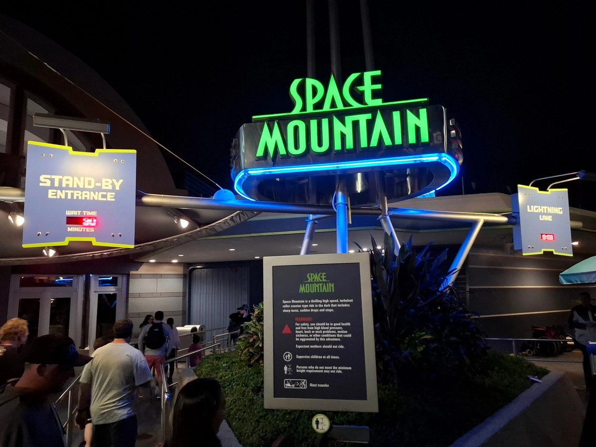 Magic Kingdom Space Mountain Queue.webp