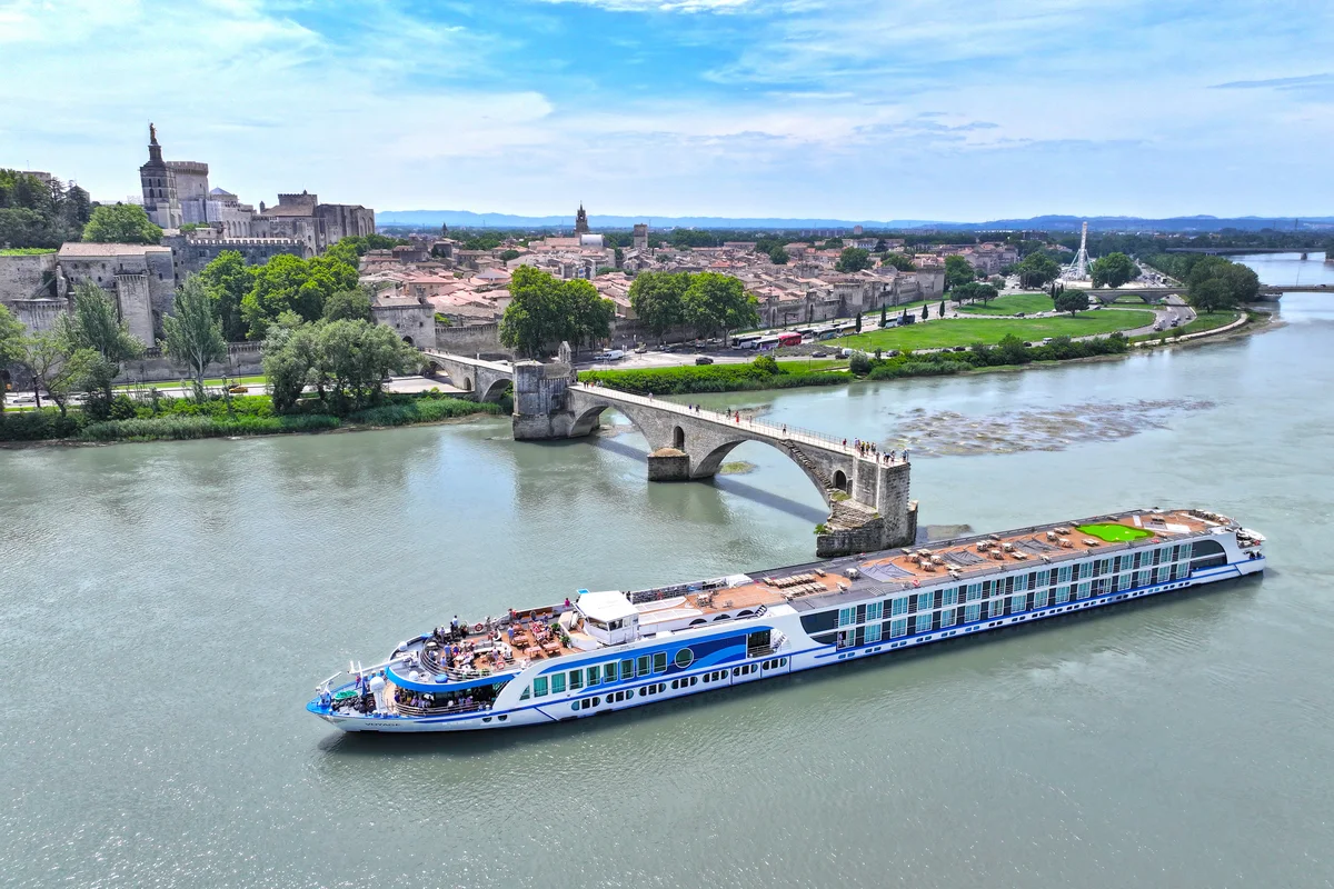 VIVA Cruises Voyage.webp