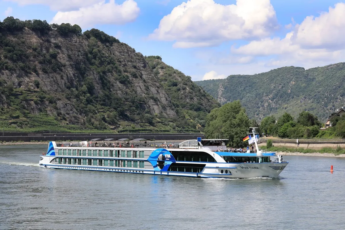 VIVA Cruises VIVA Tiara Ship.webp