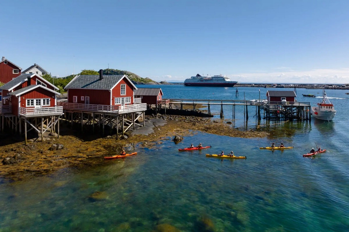 Hurtigruten Kayaking.webp