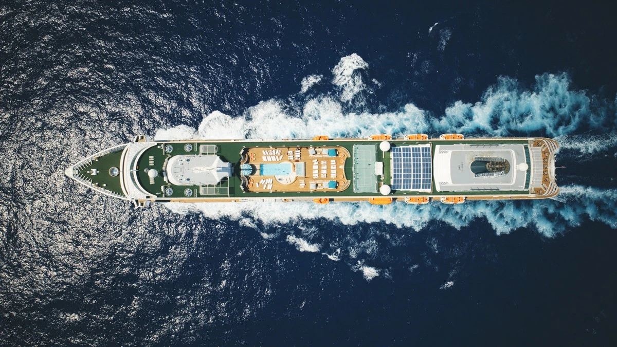 Crystal Cruises top view.webp