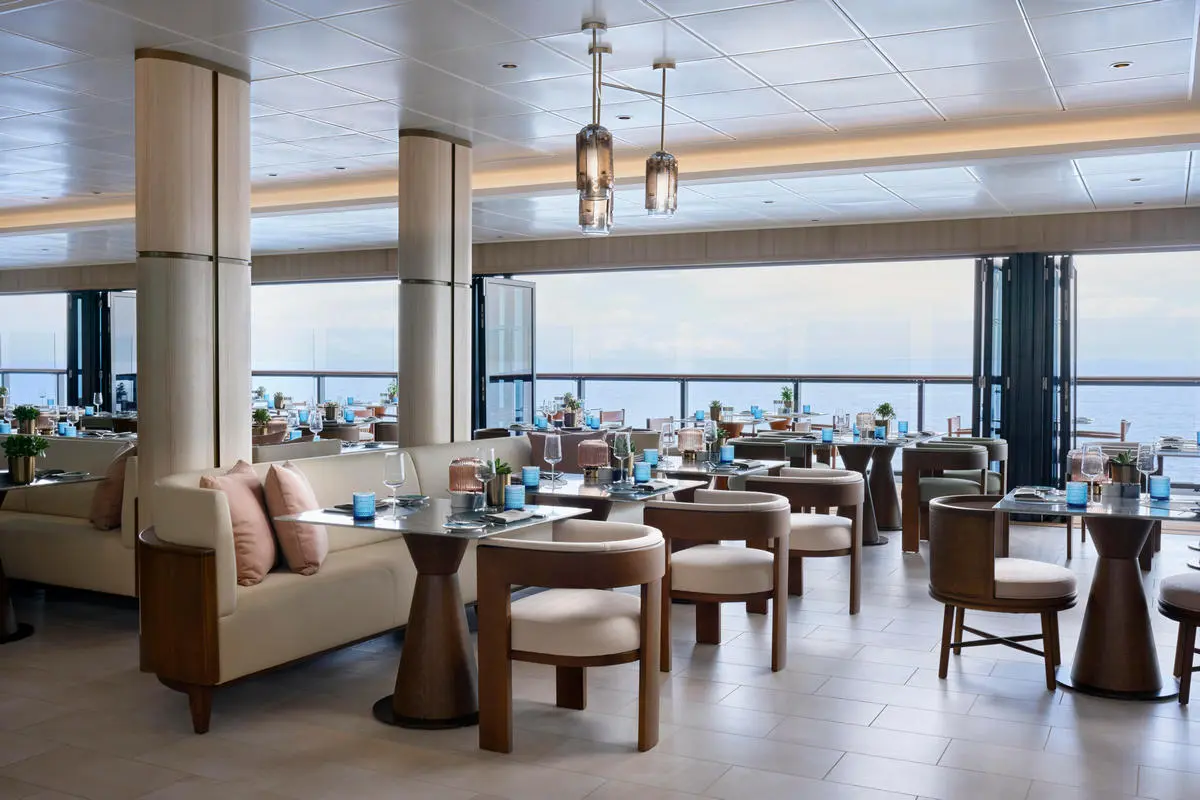 Ritz-Carlton Yacht Mistral.webp