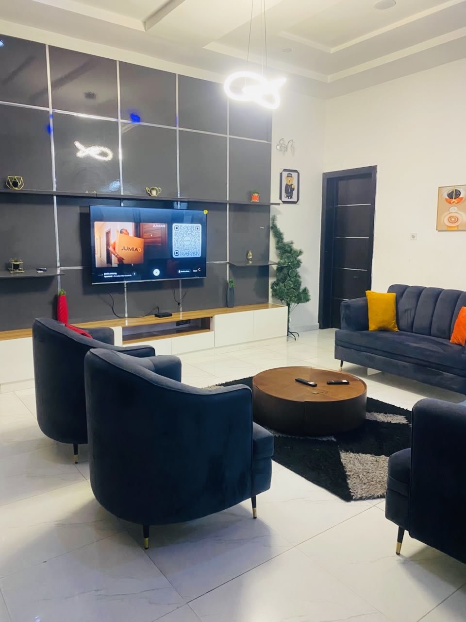Everything ducho, shortlet in Lekki, Lagos