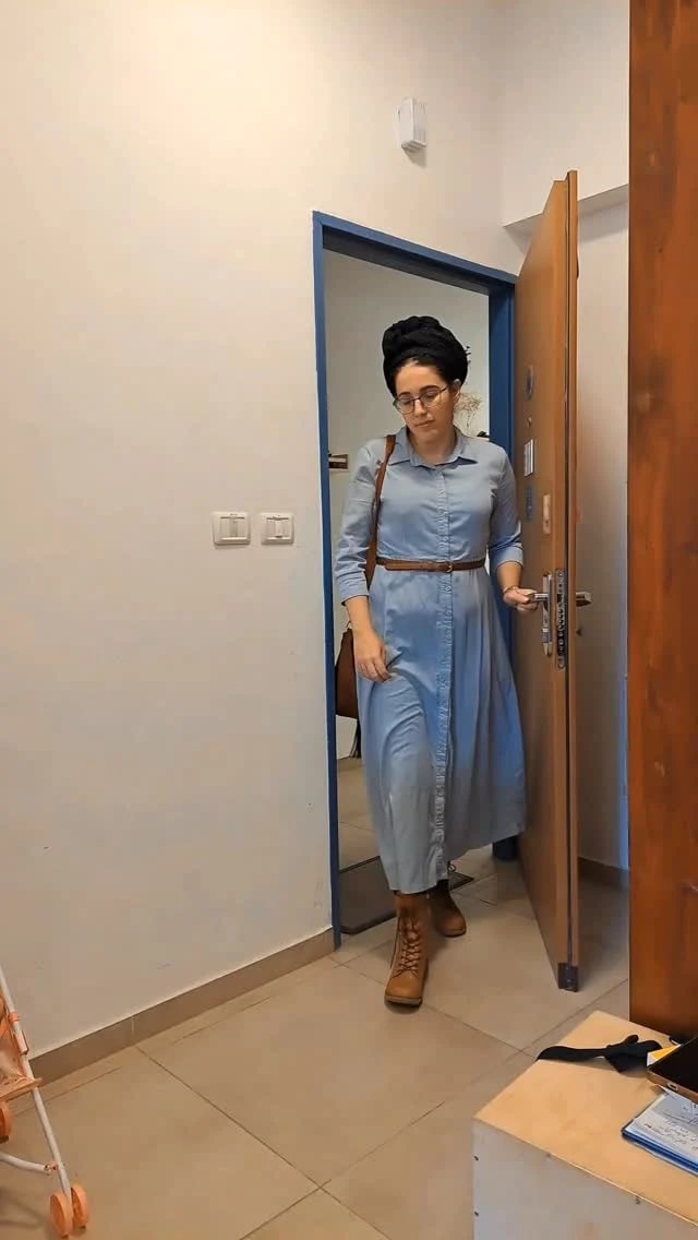 Instagram post from nishmat_yoatzot_halacha. This post is in position 19.