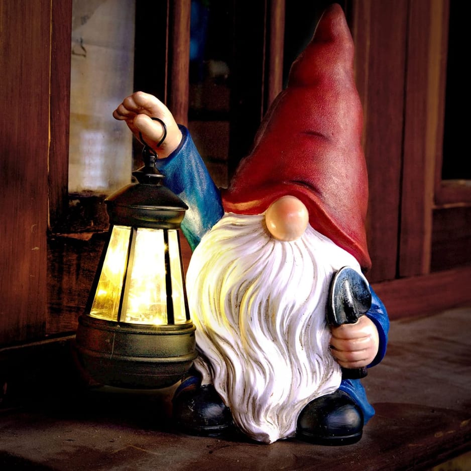 Gnome With Shovel