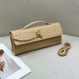Knitted Single-shoulder Crossbody Bag - Image 5