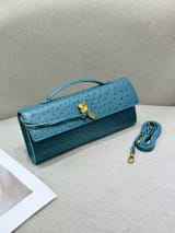 Knitted Single-shoulder Crossbody Bag - Image 15