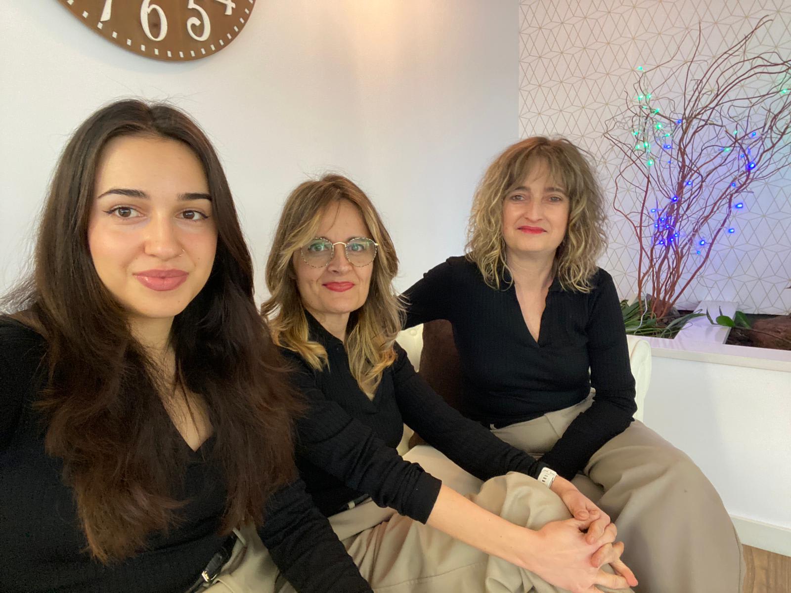 Equip perruqueres professionals Macadàmia Vic
