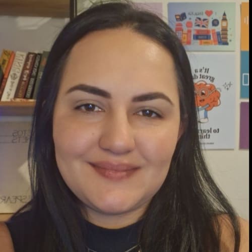 Teacher Mariana Cruz
