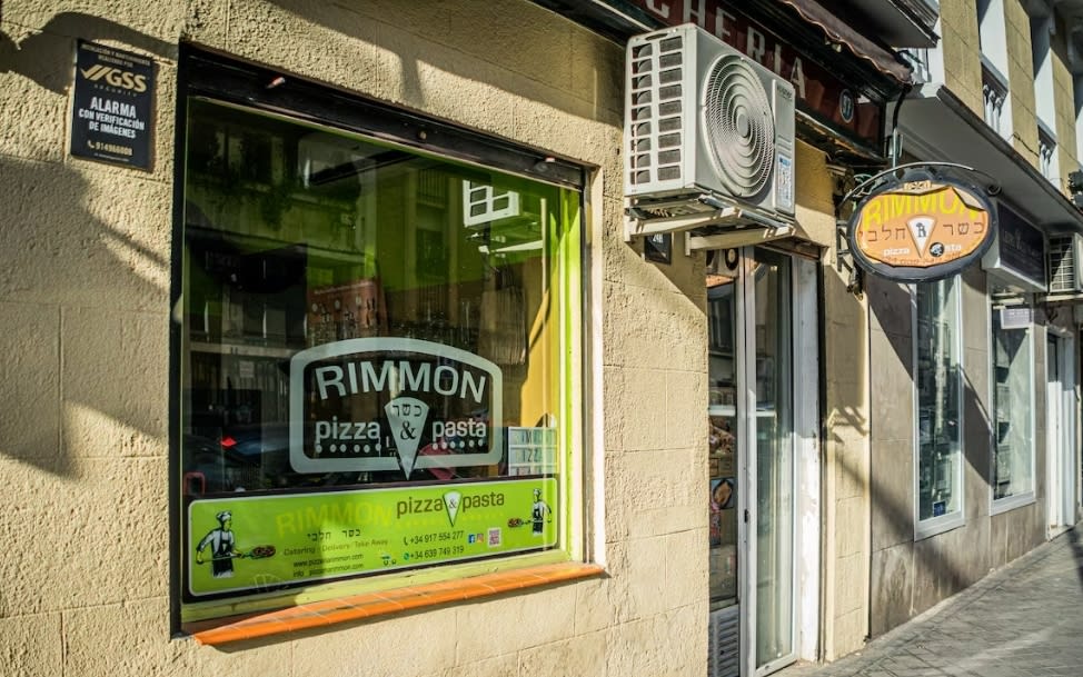 Detenido un inmigrante marroquí por intentar prender fuego a una pizzería judía en Madrid
