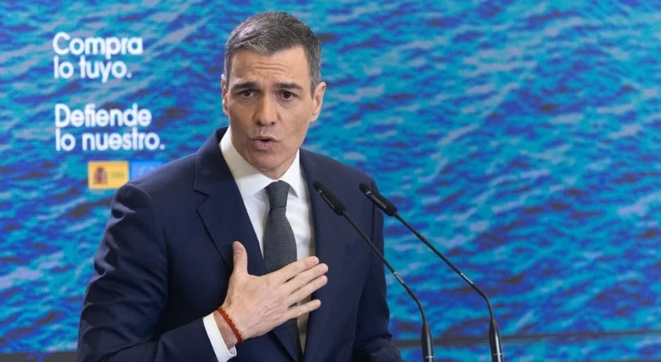 El fotógrafo del libro de Sánchez es consejero en la empresa en la que enchufaron a Jésica