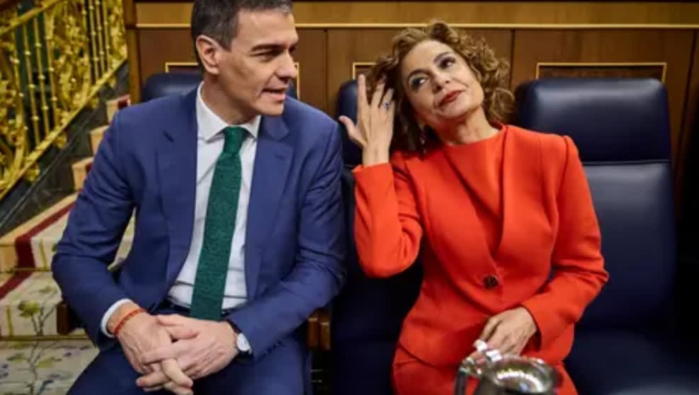 Hacienda recauda un 41% más tras las 94 subidas de impuestos de Sánchez