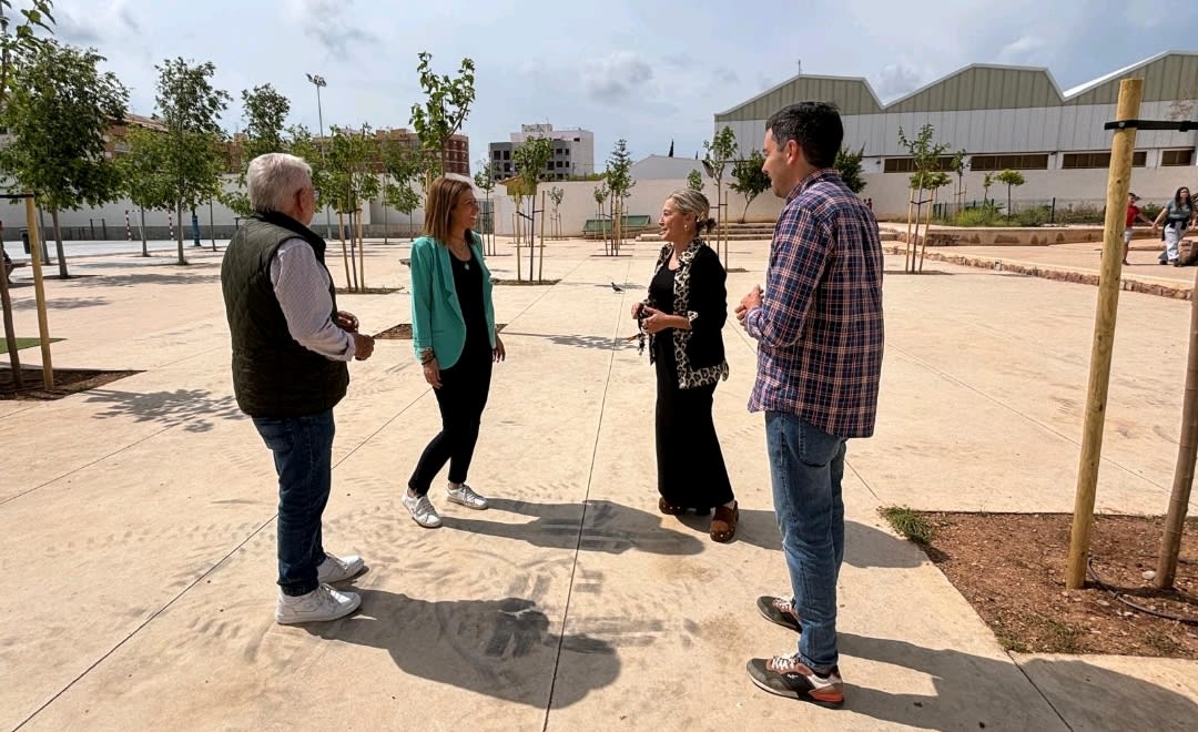 Almassora crea nuevas zonas de sombra para mejorar instalaciones municipales