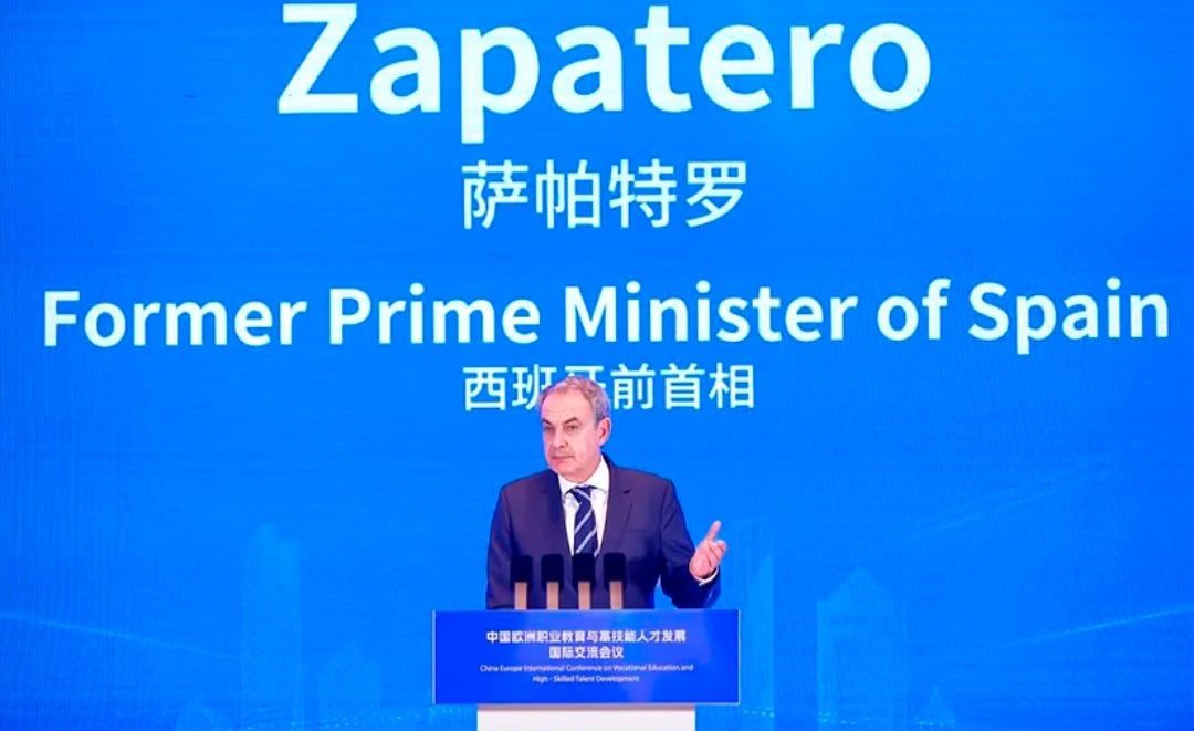 Zapatero, el “agente oficioso” de Pekín en España: sumisión al Partido Comunista Chino