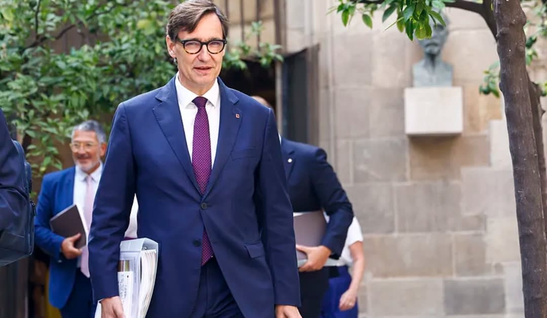 Illa se reunirá con Puigdemont en Bruselas para ahondar en su rehabilitación política y blindar su apoyo a Sánchez
