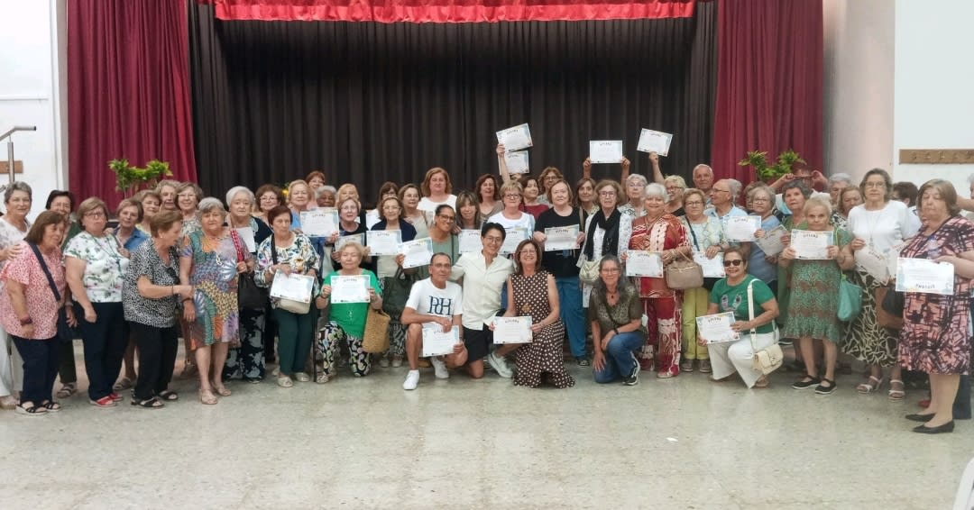 Almassora reactiva una treintena de talleres para fomentar en envejecimiento activo entre las personas mayores