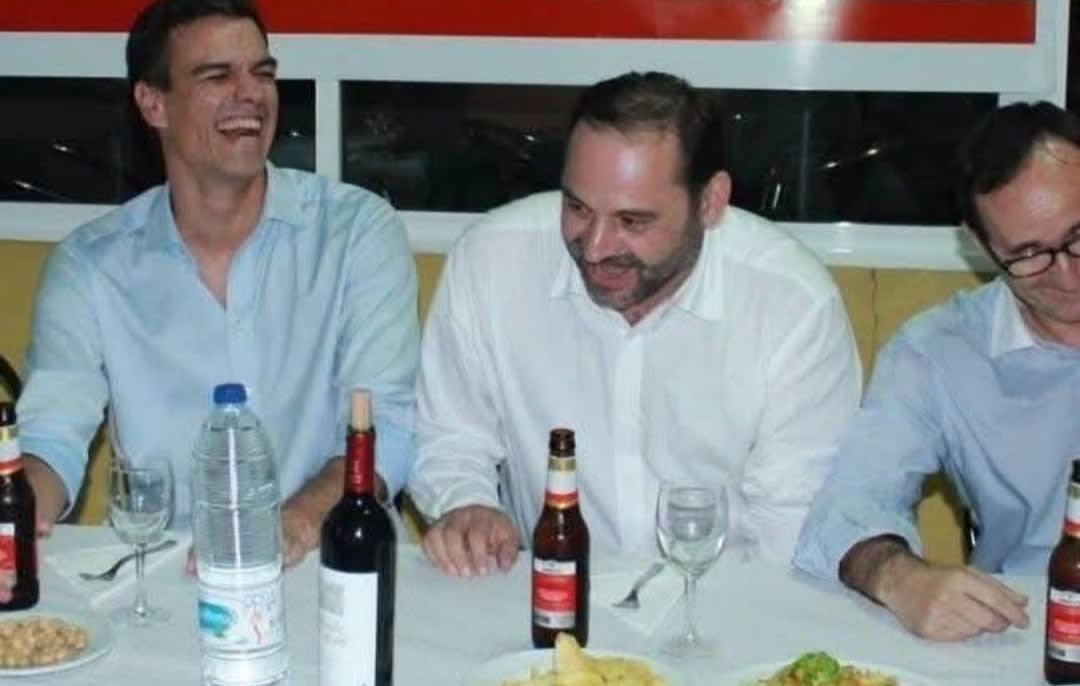 Pedro Sánchez reniega de Ábalos: “Es un completo desconocido para mí”